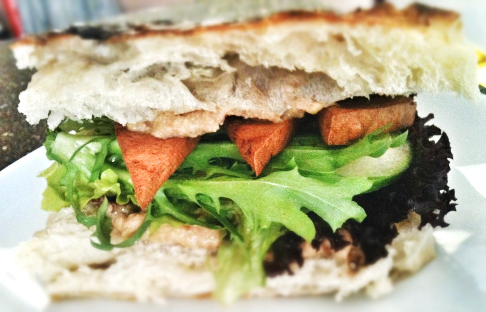 Das “deli” in Leipzig: fein. schnell. vegan. Und verdammt lecker.