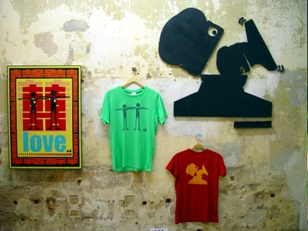 Shirts mit Geschichten: ökofaire Mode von Hong and Friends