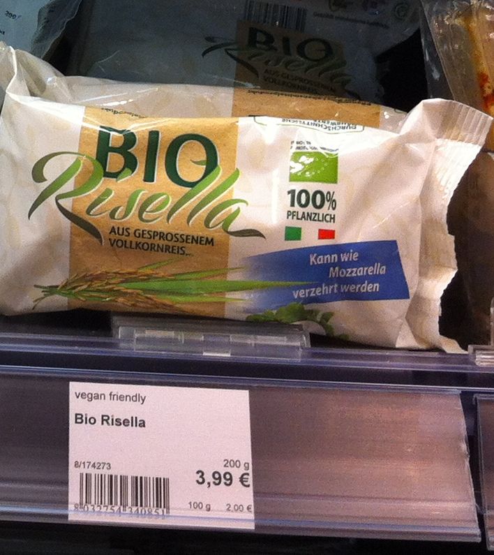Bio-Risella, die neue vegane Alternative zu Frischkäse und Mozzarella in Bio-Qualität