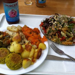Heller’s Restaurant, vegetarische und vegane Vollwert-Küche in Mannheim