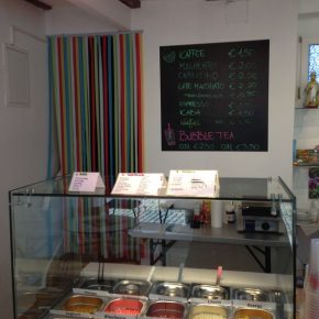 Landau überrascht mit veganem Angebot in der Pearlicious Bubble Bar