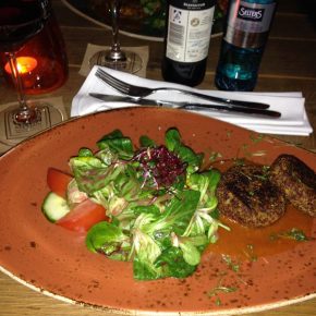 Raffinierte vegane Gerichte in coolem Ambiente bei Langosch am Main