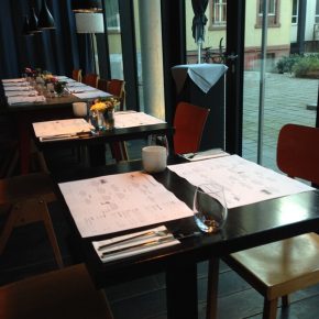 Margarete in Frankfurt: The Place to be an Sonntagen!