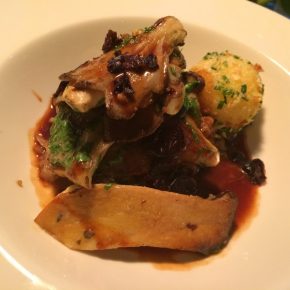 Margarete in Frankfurt: The Place to be an Sonntagen!