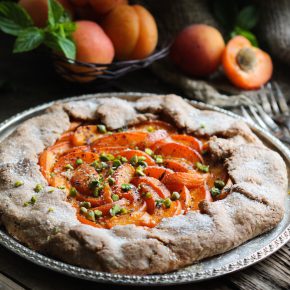 Veganes Kochbuch „Vegan with love“ von Lea Green