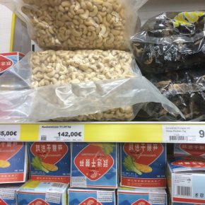 Vegane Lebensmittel im Asialaden