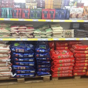 Vegane Lebensmittel im Asialaden