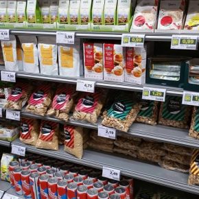 Vegane Produkte vom Veganz im Einzelhandel