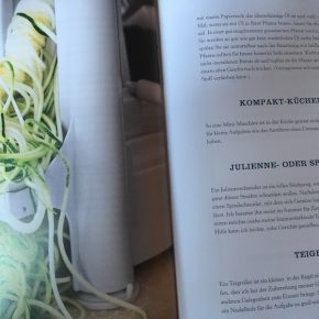 Buchtipp: Oh she glows! von Angela Liddon