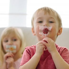 “YumEarth Lollipops” erobern auch vegane Naschkatzen in Deutschland