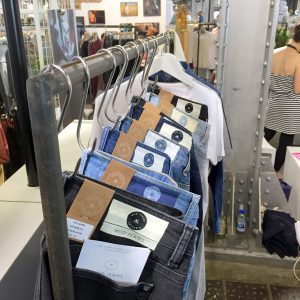 “Für viele ist vegane Mode ´Fashion ohne Tier-Substanzen´. Für uns ist es viel mehr.” Interview mit Mimi Sewalski von Avocadostore.de