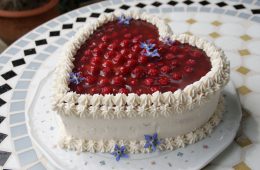 Himbeer-Frischkäse-Torte