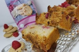 Himbeer-Zitronenkuchen mit Cranberry-Hafercookie-Crumble