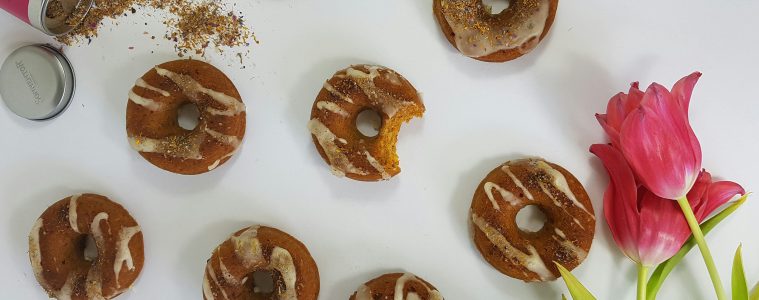 Karotten-Haselnuss-Donuts