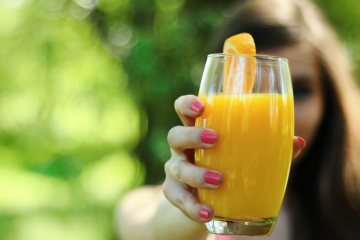 orangensaft gesund glas trinken saft orange