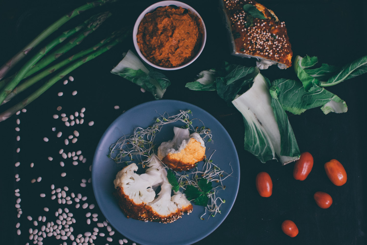 Spontanes Rezept – Gebackener Blumenkohl mit veganem Aufstrich