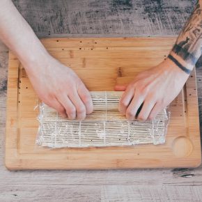 Veganes Sushi zubereiten