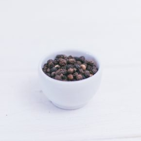 Veganen Aufstrich selber machen – mit nur 7 Zutaten