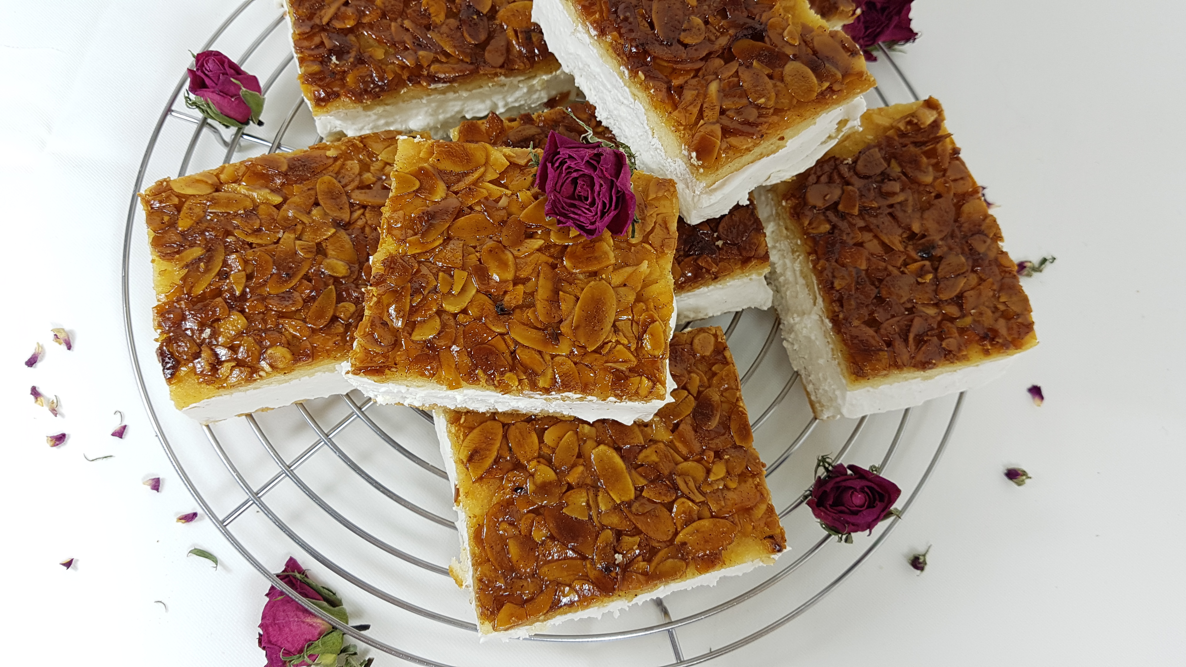 Veganer Bienenstich und Honigalternativen