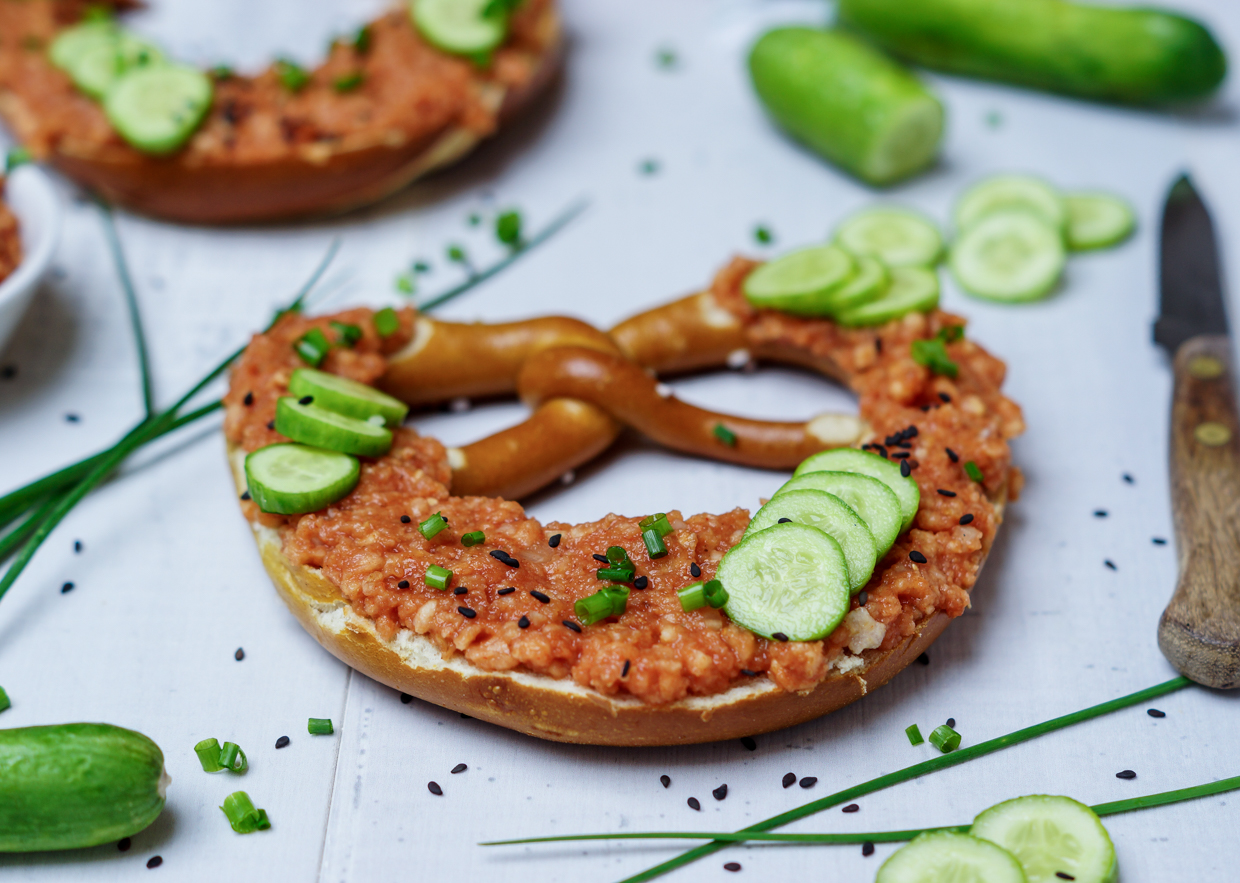 Veganes Mettbrötchen