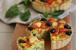 Vegane Ei-Alternative: Rezept Mediterrane Gemüse-Quiche