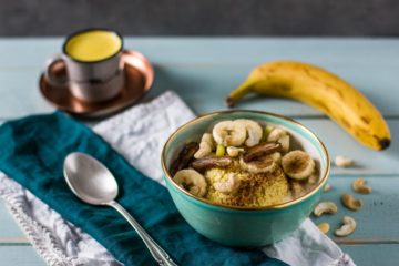 Rezepte für ein Power-Frühstück: Hirse-Bowl mit Vanilleschaum