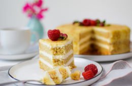 Mandel-Vanille-Torte