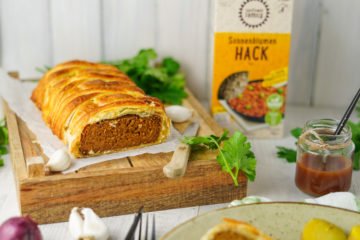 Veganer Hackbraten im Blätterteigmantel