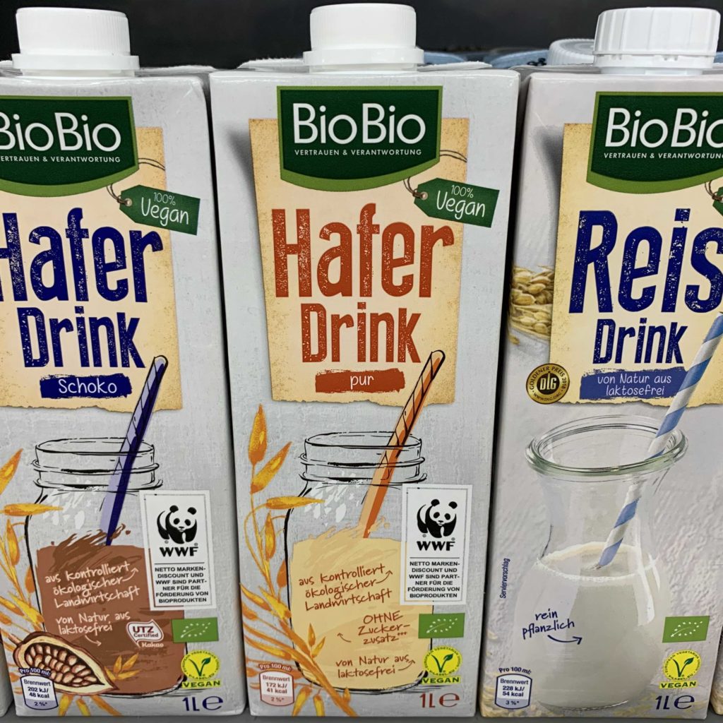 Haferdrink im Supermarkt