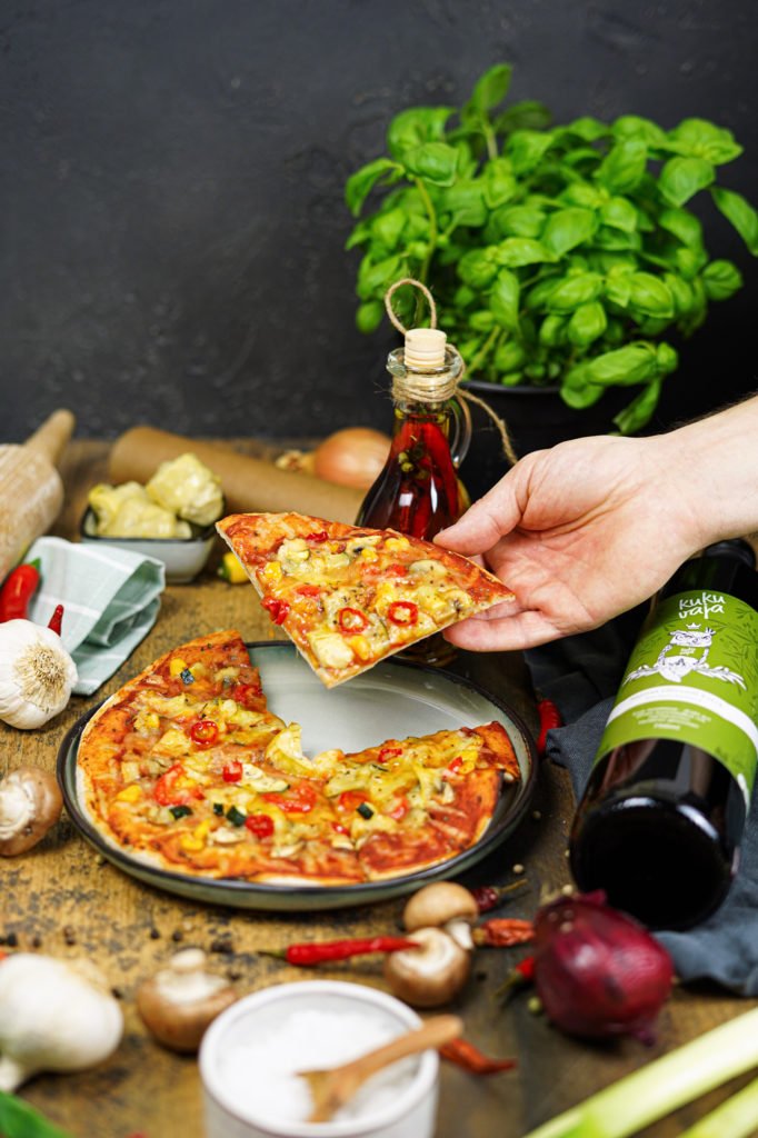 vegane Pizza mit Chiliöl