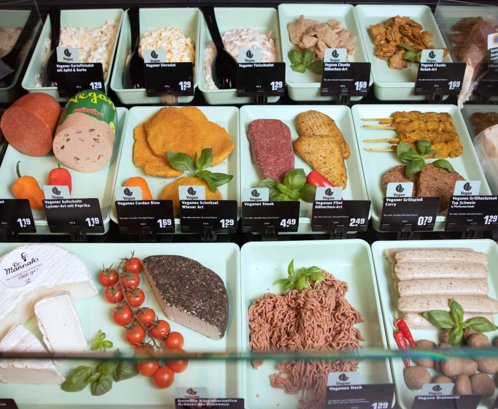 rewe-vegane-theke-1024x841