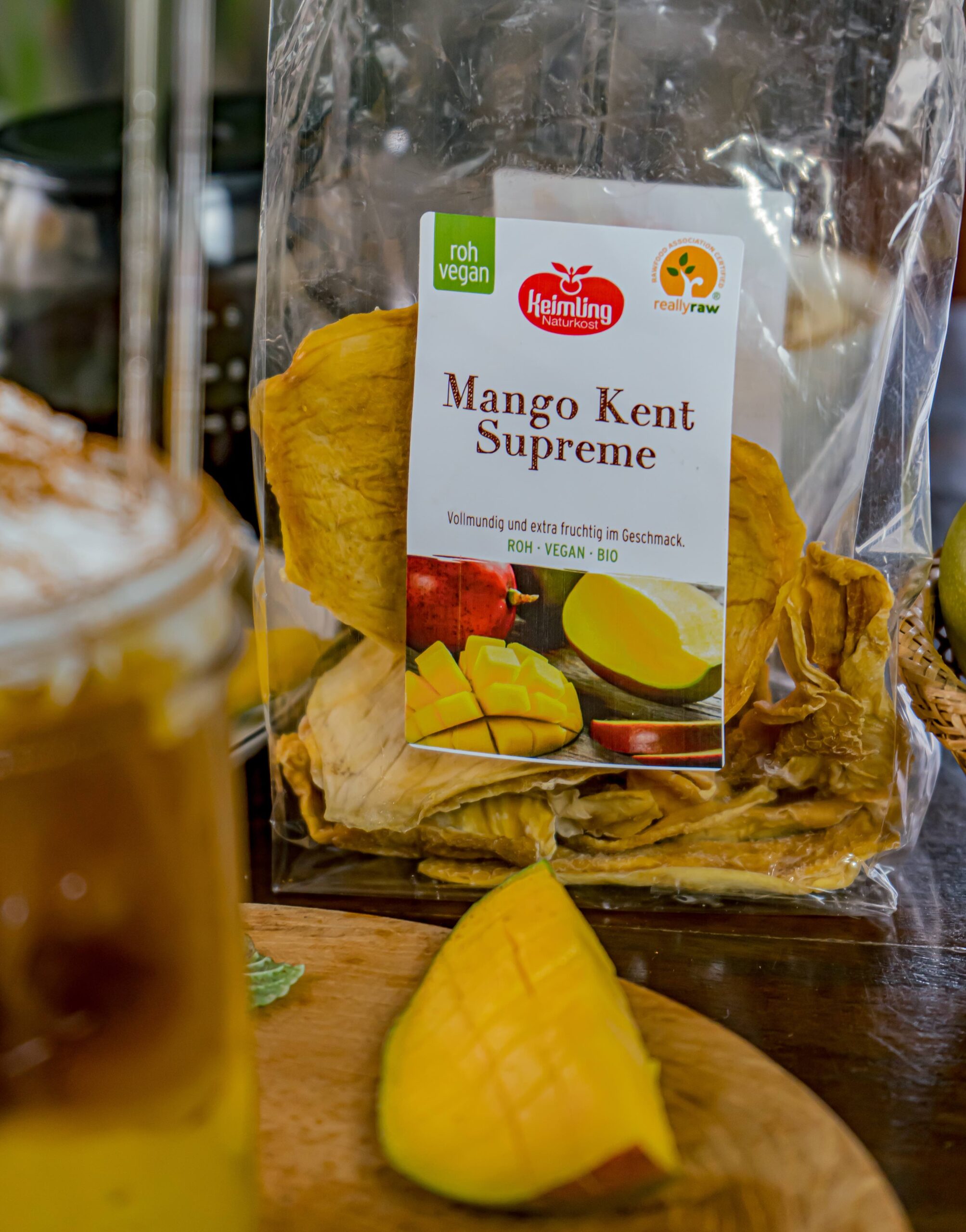 Cold Brew Kaffee mit Mango im Handumdrehen