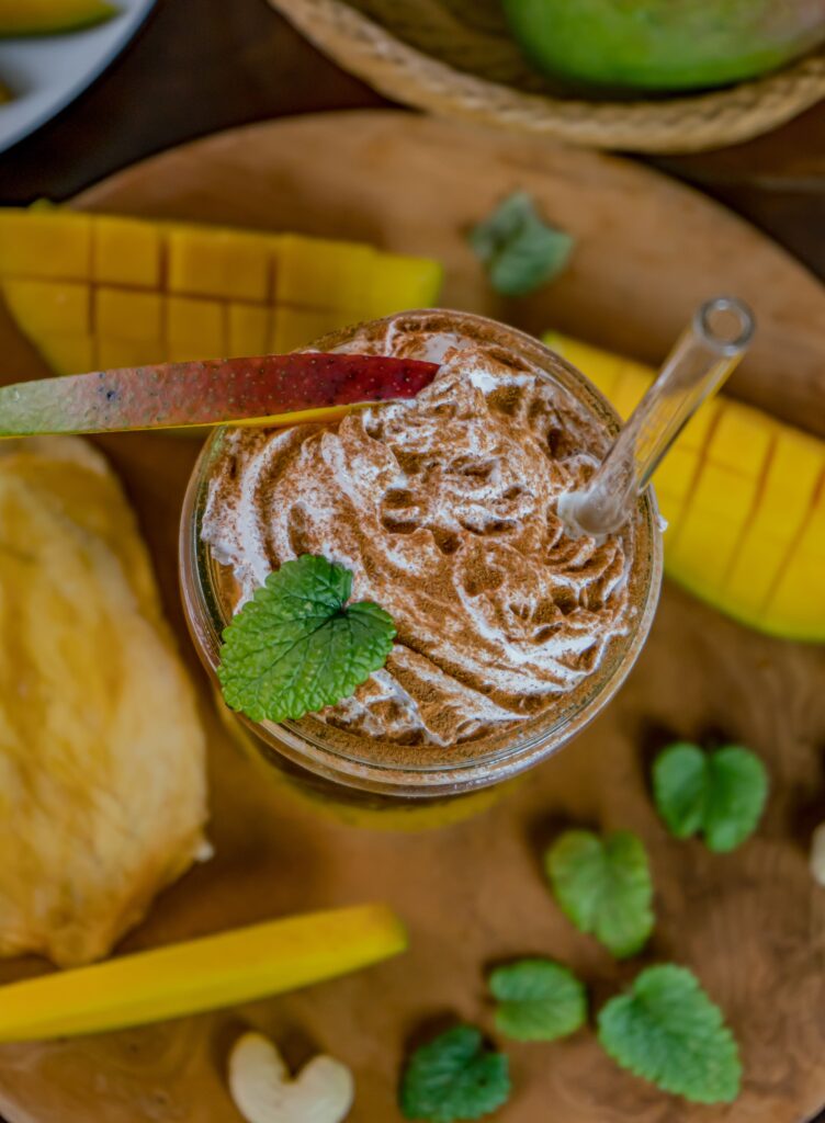 Cold Brew Kaffee mit Mango im Handumdrehen