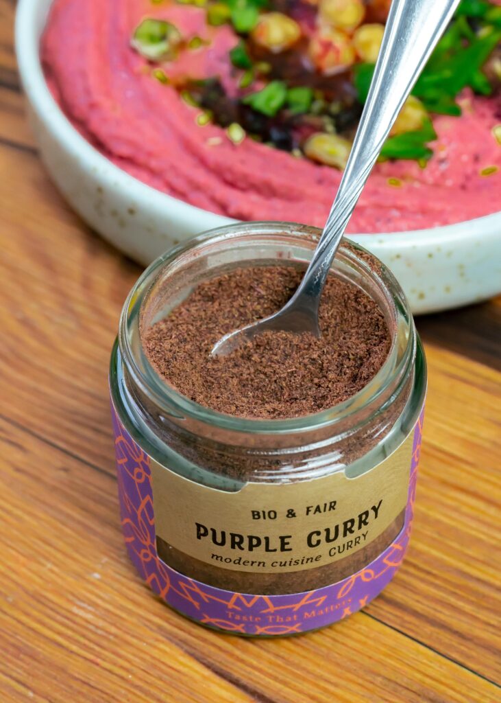 Rote Beete Hummus mit PURPLE CURRY