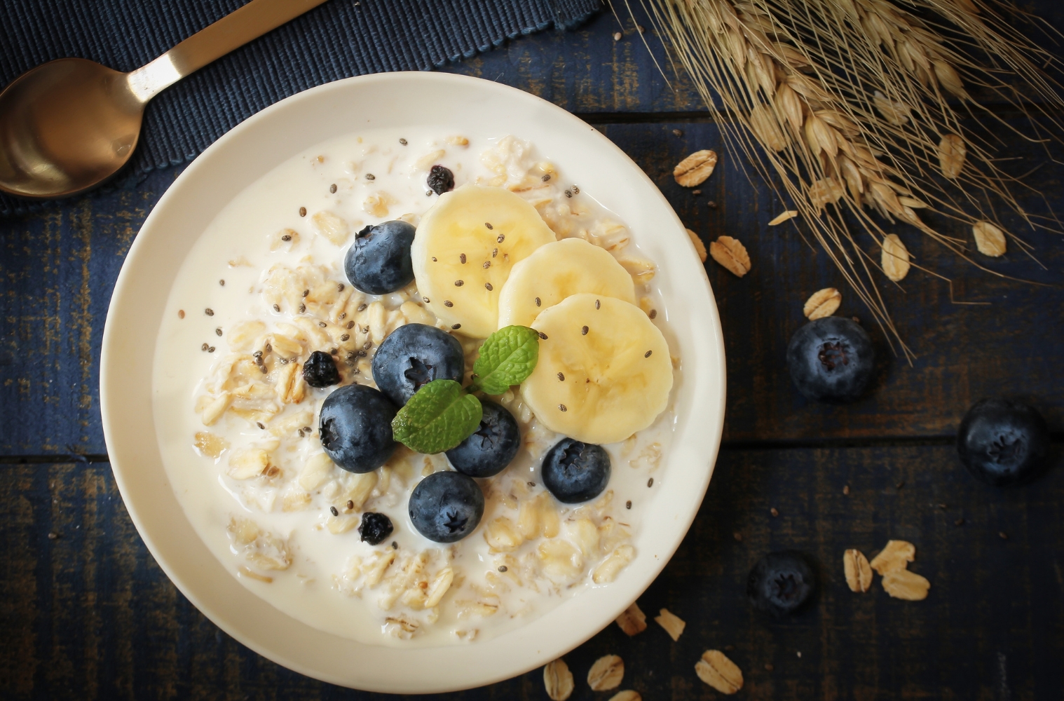 Veganer Frischkornbrei nach Dr. Bruker – 3 köstliche Varianten