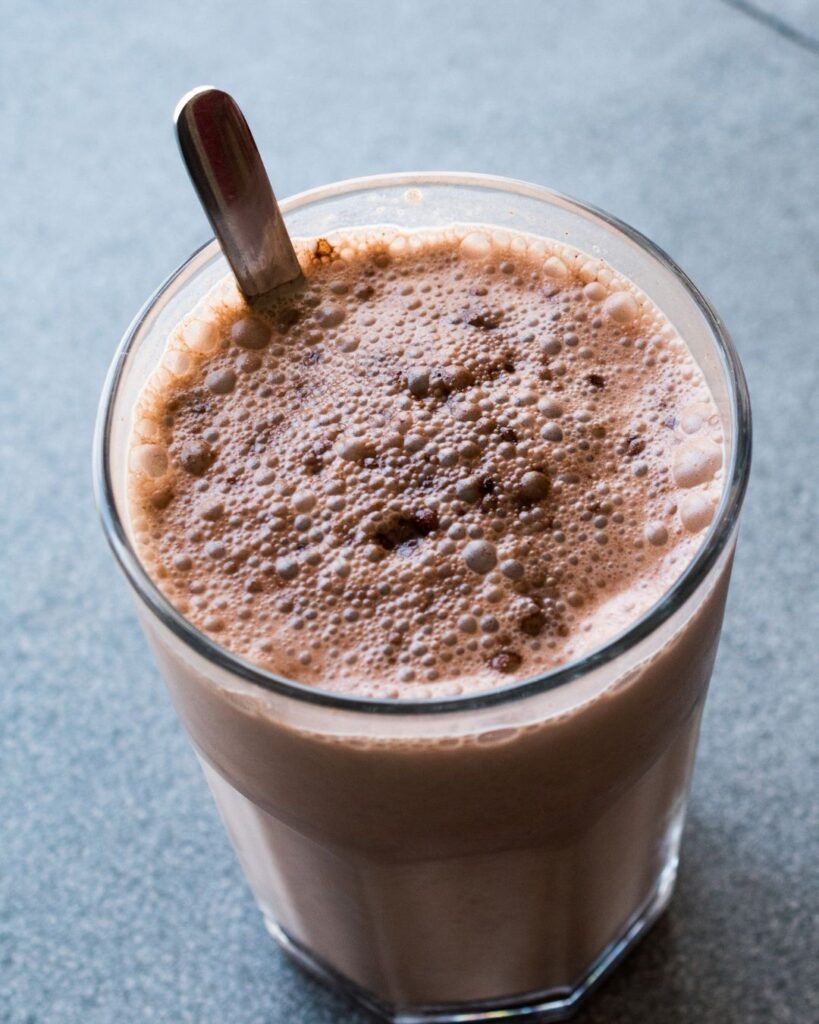 Vegane Protein-Snacks 15 g Eiweiß in 1 Minute_Schokodrink